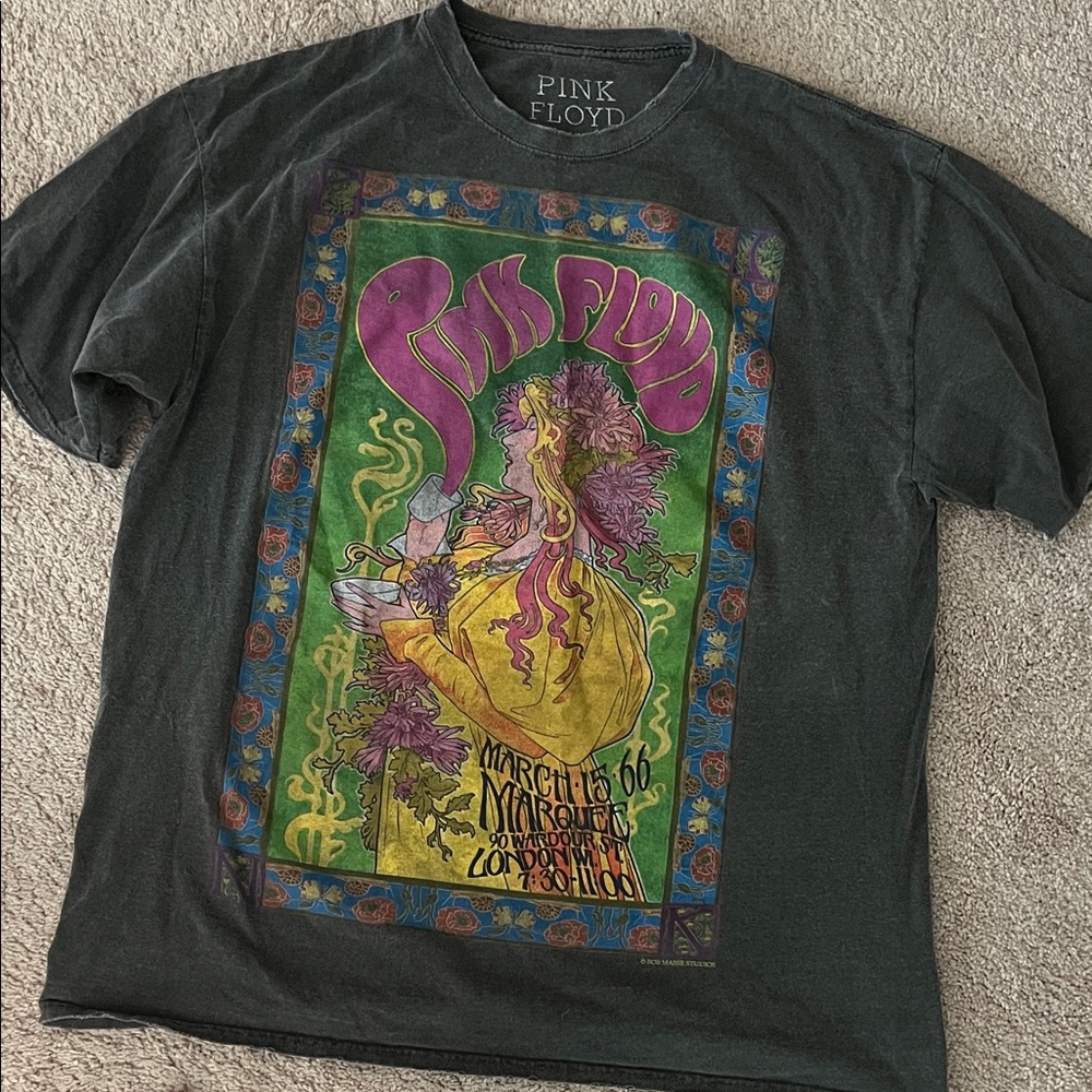 Urban Outfitters Pink Floyd Psychedelic Graphic Oversized Tee Small